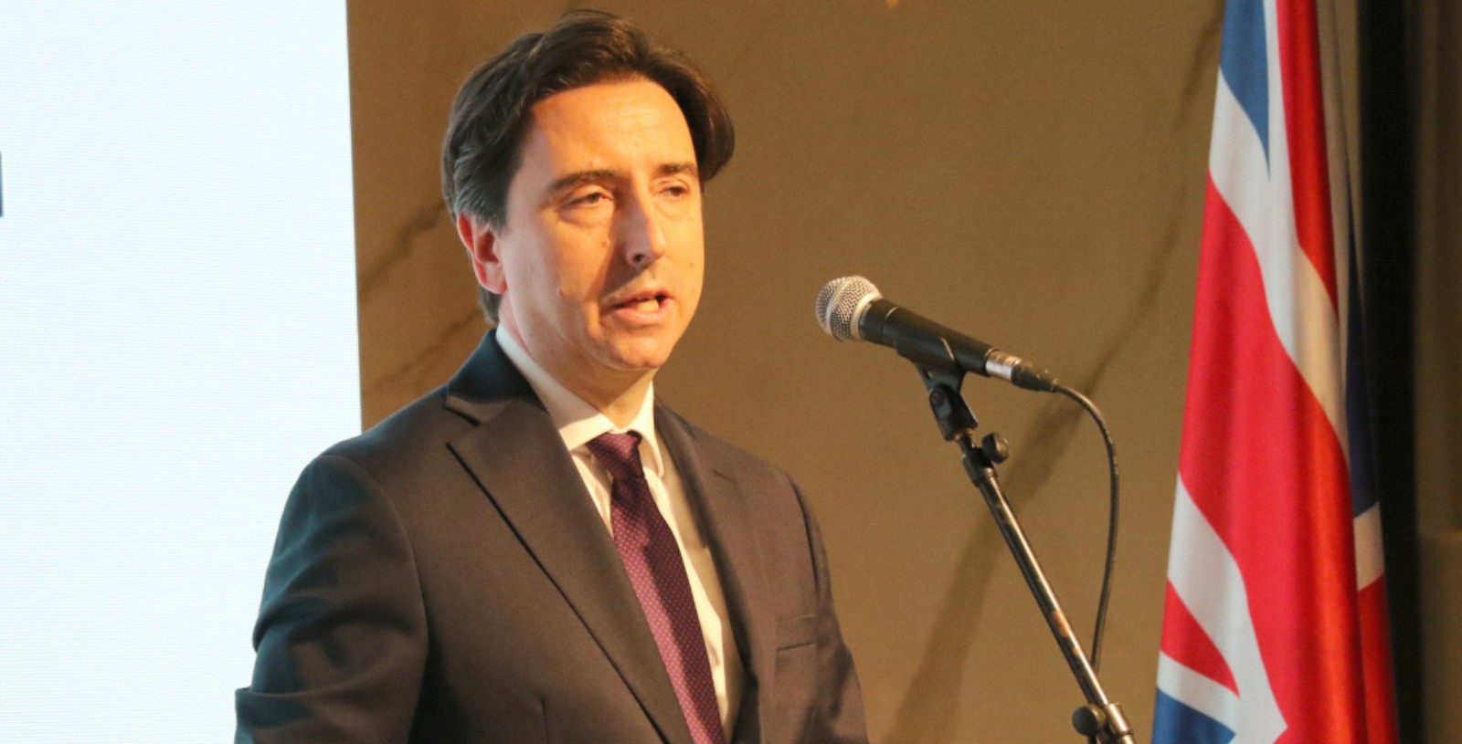 ТРГОВСКАТА РАЗМЕНА МЕЃУ МАКЕДОНИЈА И ОБЕДИНЕТОТО КРАЛСТВО ЛАНИ БЕШЕ 1,6 МИЛИЈАРДИ ФУНТИ, КАЖА АМБАСАДОРОТ ЛОСОН