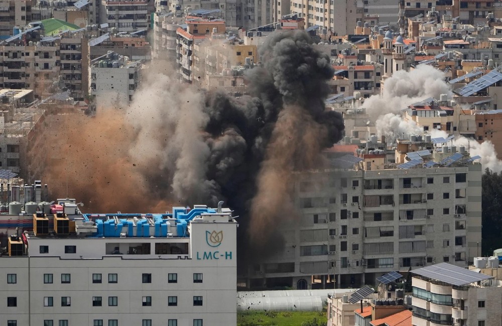 АМЕРИКАНСКИТЕ СИЛИ ОСТАНУВААТ ОКОЛУ ИРАН И ЌЕ ЗАПУКААТ УШТЕ ПОСИЛНО АКО НЕ СЕ ПОЧИТУВА ДОГОВОРОТ, КАЖА ТРАМП АМЕРИКАНСКИТЕ СИЛИ ОСТАНУВААТ ОКОЛУ ИРАН И ЌЕ ЗАПУКААТ УШТЕ ПОСИЛНО АКО НЕ СЕ ПОЧИТУВА ДОГОВОРОТ, КАЖА ТРАМП