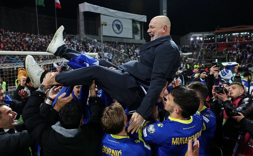 БОСНА И ХЕРЦЕГОВИНА ЈА ПОБЕДИ ИТАЛИЈА И ОДИ НА СВЕТСКОТО ПРВЕНСТВО ВО ФУДБАЛ БОСНА И ХЕРЦЕГОВИНА ЈА ПОБЕДИ ИТАЛИЈА И ОДИ НА СВЕТСКОТО ПРВЕНСТВО ВО ФУДБАЛ