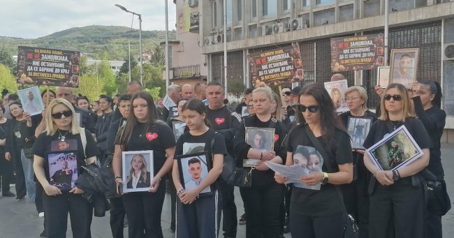 41. „МАРШ НА АНГЕЛИТЕ“, ПРВПАТ ВО ШТИП, РОДИТЕЛИТЕ ПОБАРАА ОДГОВОРНОСТ ОД ПОЛИЦИЈАТА И УЈП
