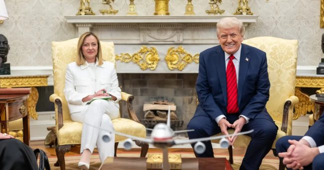 ТРАМП ЈА НАПАДНА МЕЛОНИ, ВЕЛИ ДЕКА ТАА ВЕЌЕ НЕ Е ИСТАТА ЛИЧНОСТ