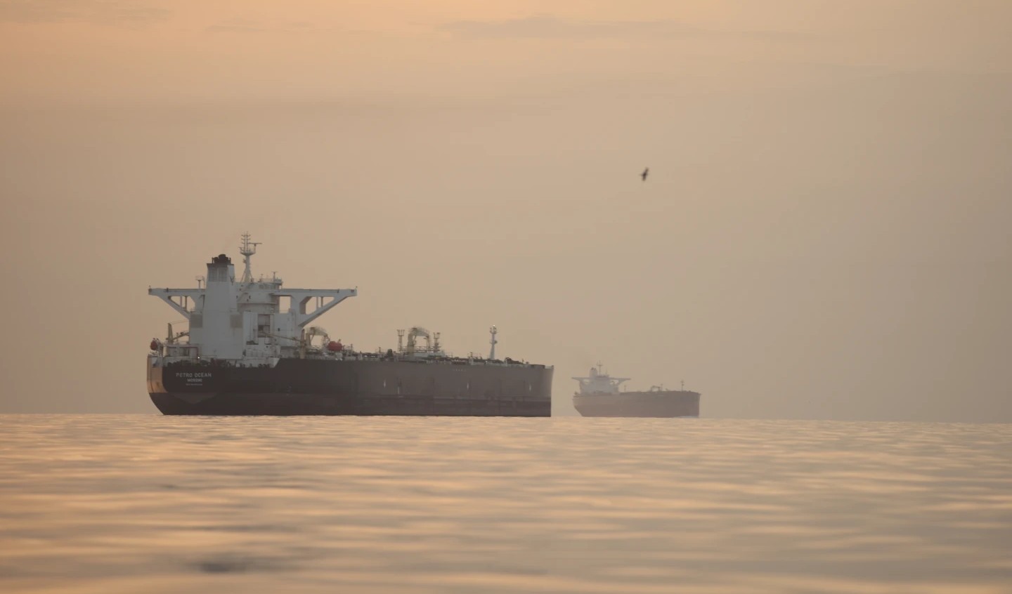 ИРАН КАЖА ДЕКА НЕМА ДА УЧЕСТВУВА ВО МИРОВНИТЕ РАЗГОВОРИ ОТКАКО АМЕРИКАНСКИТЕ СИЛИ ЗАЗЕДОА ИРАНСКИ ТОВАРЕН БРОД