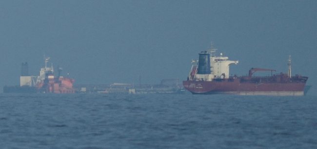 СТАПИ ВО СИЛА БЛОКАДАТА НА САД ВРЗ ИРАНСКИТЕ ПРИСТАНИШТА, ИРАНСКИТЕ ВОЕНИ БРОДОВИ ЌЕ БИДАТ УНИШТЕНИ АКО СЕ ПРИБЛИЖАТ, РЕЧЕ ТРАМП