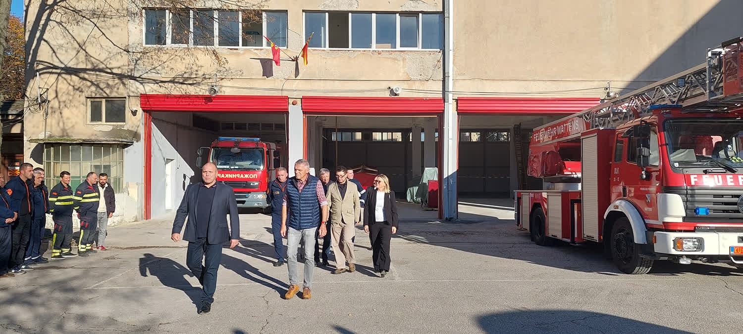 НИКОЈ НЕ САКА ДА ВОЛОНТИРА ВО СЕЛСКИТЕ ПРОТИВПОЖАРНИ ДРУШТВА ВО КУМАНОВО, ЌЕ ИМ ГОРИ ВО ДВОР, ЌЕ ЧЕКААТ ДРУГ ДА ГО ИЗГАСНЕ ПОЖАРОТ, ВЕЛИ ДИМИТРИЕВСКИ