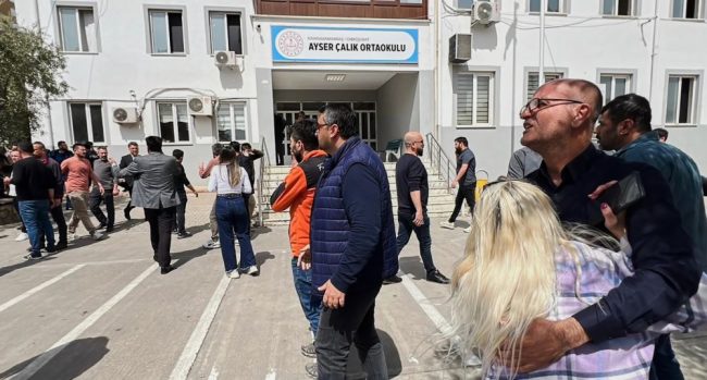 ТИНЕЈЏЕР УБИ ДЕВЕТМИНА ВО СРЕДНО ШКОЛО ВО ТУРЦИЈА, ВТОР ИСТ НАПАД ЗА ДВА ДЕНА