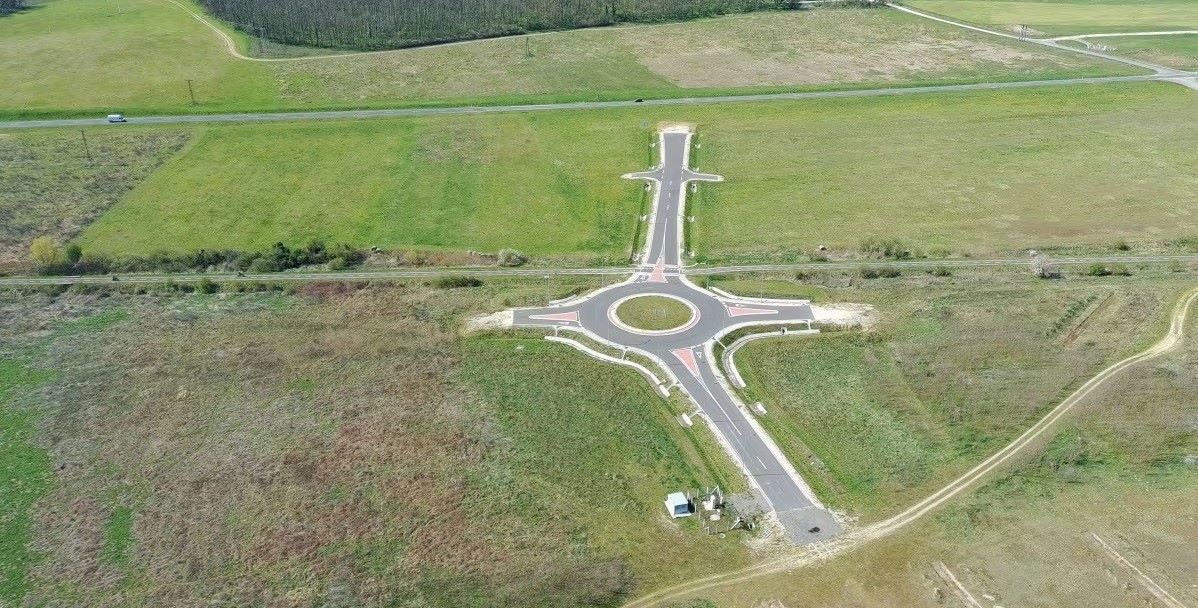 СО 1,2 МИЛИОНИ ЕВРА ОД ЕУ ОРБАН ИЗГРАДИ КРУЖЕН ТЕК ЗА ЖЕЛЕЗНИЦА, А ТАМУ НЕМА ЖЕЛЕЗНИЦА