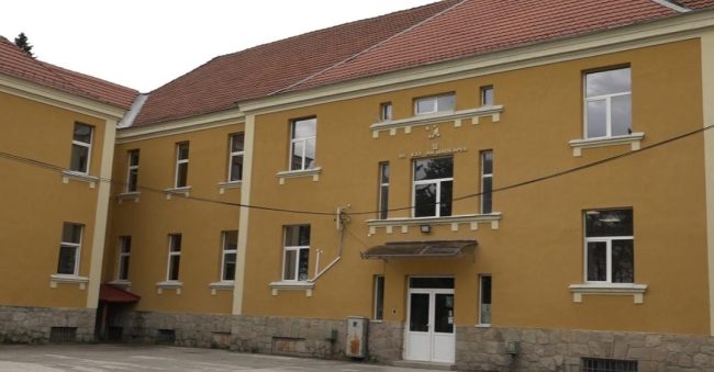 ЗЕМЈОДЕЛСКАТА СТРУКА СЕ ПРЕФРЛА ВО ДРУГО СРЕДНО УЧИЛИШТЕ, ВО НОВАТА УЧЕБНА ГОДИНА НЕ Е ПРЕДВИДЕН УПИС ВО ЗЕМЈОДЕЛСКОТО УЧИЛИШТЕ ВО БИТОЛА, ВЕЛАТ ОД МИНИСТЕРСТВОТО ЗА ОБРАЗОВАНИЕ