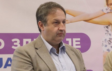 ЖЕНИТЕ ВО МЕНОПАУЗА МИСЛАТ ДЕКА НЕ ТРЕБА ДА ОДАТ НА ГИНЕКОЛОГ, А ТОГАШ НАЈЧЕСТО СЕ ЈАВУВА РАКОТ НА ГЕНИТАЛИИТЕ, ВЕЛИ Д-Р ТОФОСКИ