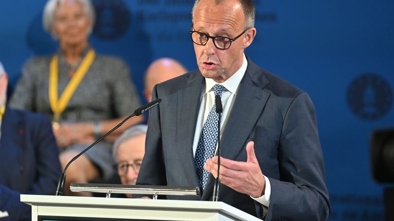НЕ БИ ИМ СОВЕТУВАЛ НА МОИТЕ ДЕЦА ДА УЧАТ И ЖИВЕАТ ВО АМЕРИКА, КАЖА МЕРЦ