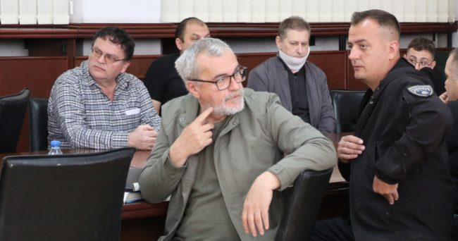 ВО МОМЕНТОТ КОГА ВО ПАРТИЈАТА „ДЕСНА“ НА ПАЛЕВСКИ ПАДНАЛА ОДЛУКА ЗА ГРАБНУВАЊЕ НА ВАЊА, ТОГАШ ТАТКО Ѝ ИМ ПРАТИЛ ДОМА ПОРАКА ДА СЕ ОБЛЕЧАТ НЕБАРЕ ЌЕ ОДАТ НА ПЛАНИНА, СЕ ЖАЛИ ОБВИНИТЕЛОТ НА ОСЛОБОДИТЕЛНАТА ПРЕСУДА ЗА ТАТКОТО НА ВАЊА