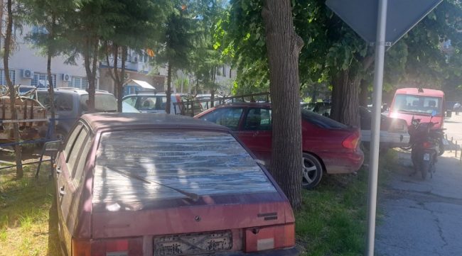 ВЕЛЕШКАТА ПОЛИЦИЈА ДОБИ ПАРКИНГ ПРОСТОР КАДЕ ЌЕ ГИ ОСТАВА ОДЗЕМЕНИТЕ ВОЗИЛА