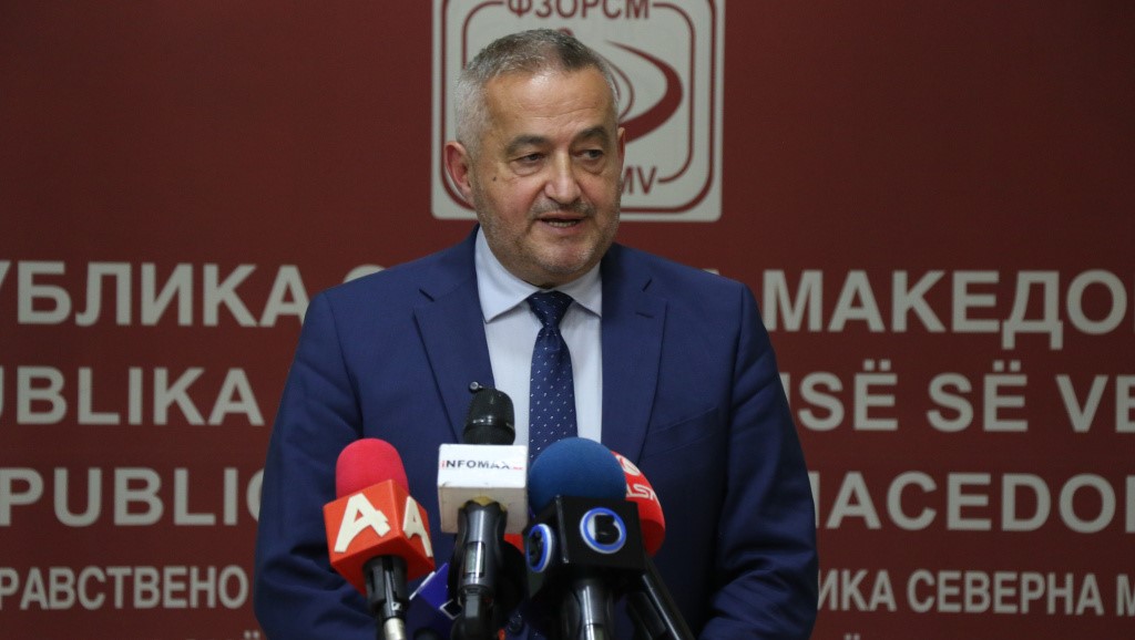 ЗДРАВСТВЕНИ РАБОТНИЦИ НАЈМНОГУ ГИ ТУЖАТ ЈАВНИТЕ УСТАНОВИ ОТИ НЕ ИМ ПЛАЌААТ ЗА ПРЕКУВРЕМЕНА РАБОТА, РЕЧЕ КЛЕКОВСКИ ЗДРАВСТВЕНИ РАБОТНИЦИ НАЈМНОГУ ГИ ТУЖАТ ЈАВНИТЕ УСТАНОВИ ОТИ НЕ ИМ ПЛАЌААТ ЗА ПРЕКУВРЕМЕНА РАБОТА, РЕЧЕ КЛЕКОВСКИ