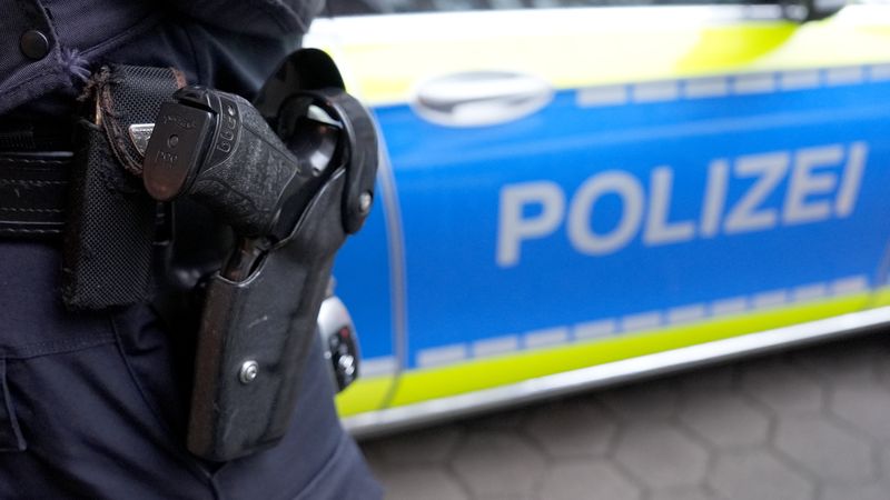 ВО ХАМБУРГ УАПСЕН 17-ГОДИШНИК ПОРАДИ ПЛАНИРАЊЕ ТЕРОРИСТИЧКИ НАПАД