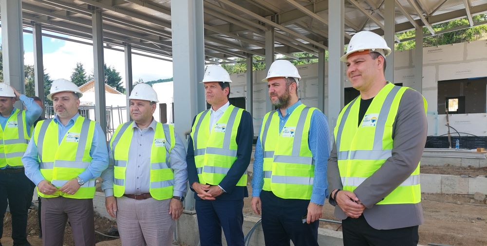 ПРЕМИНОТ МАРКОВА НОГА-ЛЕМОС ОД ГРЧКА СТРАНА ТРЕБА ДА БИДЕ ГОТОВ ДО 2028, НО ЌЕ ВИДИМЕ, СЕПАК, ОВА Е БАЛКАН, РЕЧЕ ЕВРОАМБАСАДОРОТ РОКАС ВО ПРЕСПА