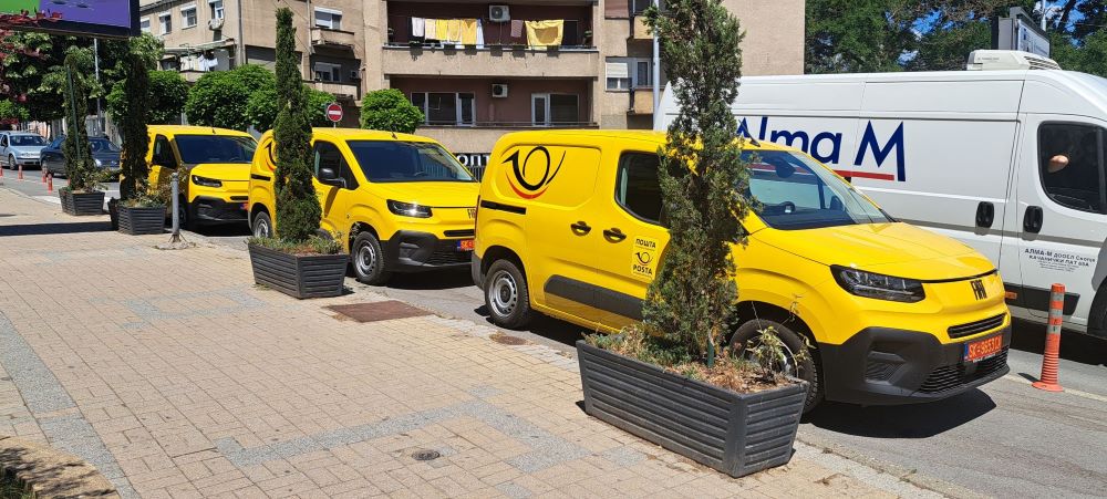 НОВИТЕ ВОЗИЛА НА „МАКЕДОНСКИ ПОШТИ“ ЌЕ ИМААТ КАМЕРИ ЗАРАДИ НАВРЕМЕНА ИСПОРАКА НА ПРАТКИТЕ НОВИТЕ ВОЗИЛА НА „МАКЕДОНСКИ ПОШТИ“ ЌЕ ИМААТ КАМЕРИ ЗАРАДИ НАВРЕМЕНА ИСПОРАКА НА ПРАТКИТЕ