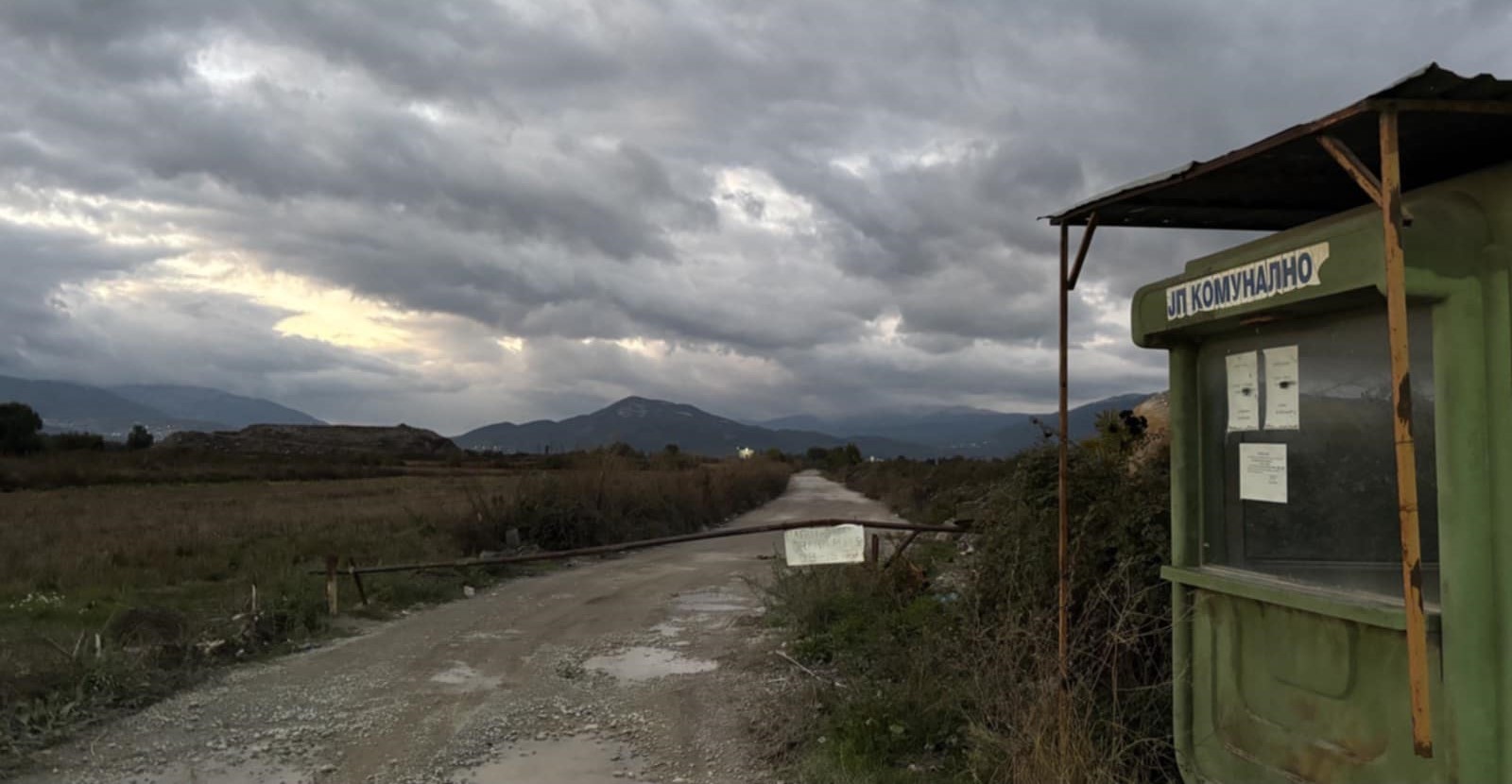 ШОКИРАН СУМ ОД СТРУШКАТА ДЕПОНИЈА И КОЛКУ Е БЛИСКУ ДО КУЌИТЕ, РЕКАТА, ВОДОВОДОТ И ЕЗЕРОТО, РЕЧЕ ЕВРОАМБАСАДОРОТ РОКАС