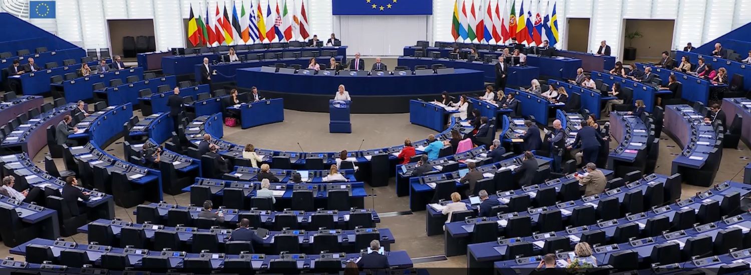 EВРОПСКИОТ ПАРЛАМЕНТ ГО УСВОИ ИЗВЕШТАЈОТ ЗА МАКЕДОНИЈА, СЕ БАРА ИСТОРИСКАТА КОМИСИЈА СО БУГАРИЈА ДА ДАДЕ ОПИПЛИВИ РЕЗУЛТАТИ EВРОПСКИОТ ПАРЛАМЕНТ ГО УСВОИ ИЗВЕШТАЈОТ ЗА МАКЕДОНИЈА, СЕ БАРА ИСТОРИСКАТА КОМИСИЈА СО БУГАРИЈА ДА ДАДЕ ОПИПЛИВИ РЕЗУЛТАТИ