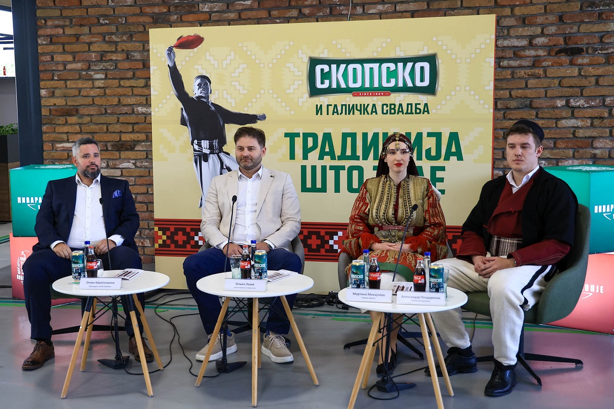 РОДИТЕЛИТЕ НА ГОДИНЕШНИОТ МЛАДОЖЕНЕЦ СЕ ВЕНЧАЛЕ НА ПРВАТА „ГАЛИЧКА СВАДБА“ ПРЕД 35 ГОДИНИ