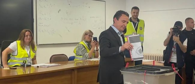 ПАРТИЈАТА НА КУРТИ ПОБЕДИ НА ИЗБОРИТЕ ВО КОСОВО, НЕИЗВЕСНО Д