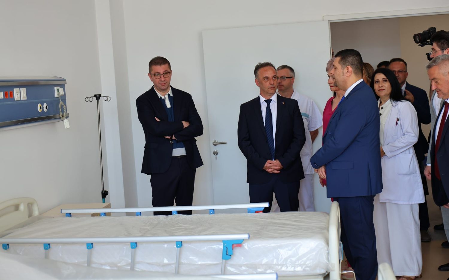 ВО СЕПТЕМВРИ ЌЕ БИДЕ ПУШТЕНО НОВОТО БОЛНИЧКО КРИЛО НА СТРУМИЧКАТА БОЛНИЦА КОЕ СЕ ГРАДИ 40 ГОДИНИ, КАЖА МИЦКОСКИ ВО СЕПТЕМВРИ ЌЕ БИДЕ ПУШТЕНО НОВОТО БОЛНИЧКО КРИЛО НА СТРУМИЧКАТА БОЛНИЦА КОЕ СЕ ГРАДИ 40 ГОДИНИ, КАЖА МИЦКОСКИ