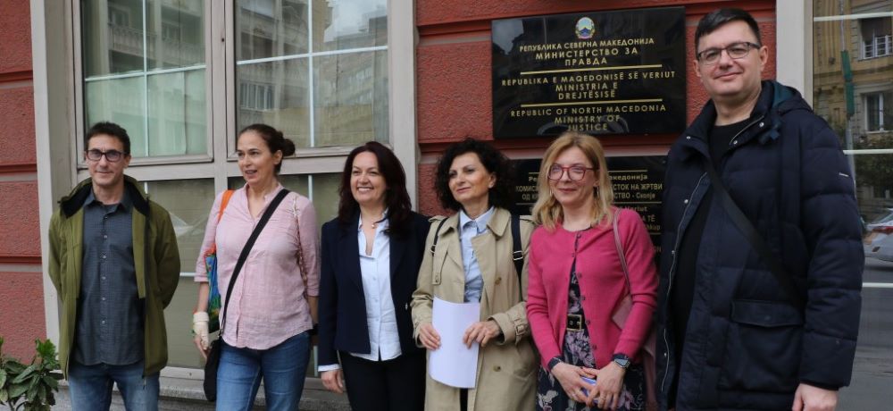 ГРАЃАНИТЕ КОИ СЕ ОРГАНИЗИРААТ НЕЗАВИСНО МОРА ДА БИДАТ РАМНОПРАВНИ СО ПАРТИИТЕ НА ИЗБОРИ, БАРААТ ГРАЃАНСКИТЕ ИНИЦИЈАТИВИ