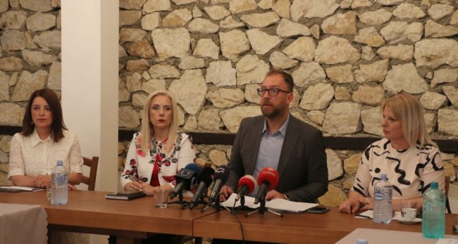 ТЕЧЕ ПРОЦЕДУРАТА ЗА ВРАБОТУВАЊЕ НА ИНСПЕКТОРИТЕ ЗА МАКЕДОНСК