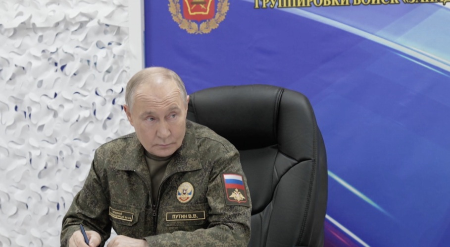 РУСКИТЕ НАЦИОНАЛИСТИ ГО ПОВИКУВААТ ПУТИН ДА ЈА ЗАСИЛИ ВОЈНАТА ВО УКРАИНА И ДУРИ ДА УПОТРЕБИ НУКЛЕАРНО ОРУЖЈЕ