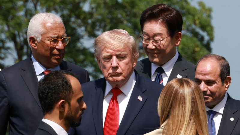 ТРАМП ИМ КАЖА НА ЛИДЕРИТЕ НА Г7 ДЕКА РУСИЈА ТРЕБА ДА СКЛУЧИ МИР СО УКРАИНА, НО НЕ ВЕТИЛ НОВИ САНКЦИИ ТРАМП ИМ КАЖА НА ЛИДЕРИТЕ НА Г7 ДЕКА РУСИЈА ТРЕБА ДА СКЛУЧИ МИР СО УКРАИНА, НО НЕ ВЕТИЛ НОВИ САНКЦИИ