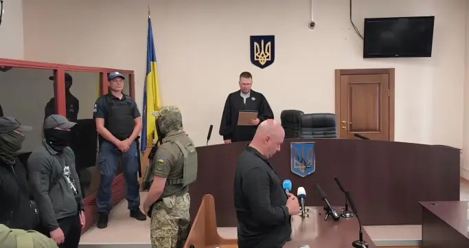 УКРАИНСКИ РАЗУЗНАВАЧИ СИ ЈА ПРЕФРЛААТ ВИНАТА ЗА УБИСТВОТО НА ЖЕНАТА КОЈА ГО ИЗВЕЛА БОМБАШКИОТ НАПАД ВО МОНАКО, МАКРОН БАРА ОДГОВОРИ ОД ЗЕЛЕНСКИ