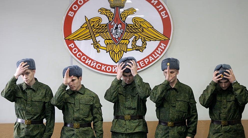 РУСИЈА СПРЕМА МОБИЛИЗАЦИЈА НА 600.000 ВОЈНИЦИ, ВЕЛАТ УКРАИНСКИТЕ РАЗУЗНАВАЧИ РУСИЈА СПРЕМА МОБИЛИЗАЦИЈА НА 600.000 ВОЈНИЦИ, ВЕЛАТ УКРАИНСКИТЕ РАЗУЗНАВАЧИ