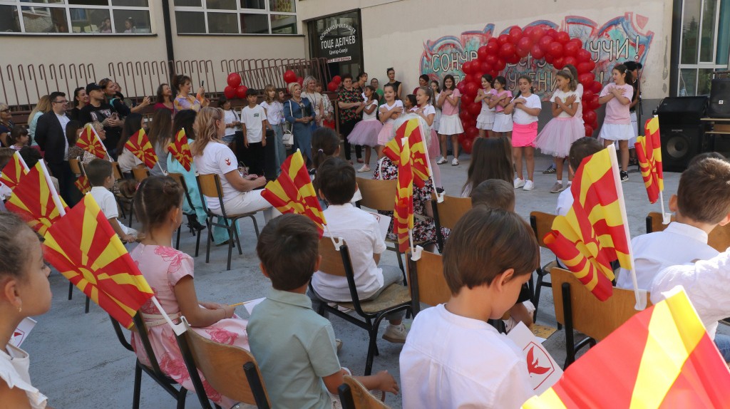 ВО СЕПТЕМВРИ ЌЕ ИМА 4.900 ПРВАЧИЊА ПОМАЛКУ ОД ЛАНИ, РЕЧЕ МИНИСТЕРКАТА ЈАНЕВСКА ВО СЕПТЕМВРИ ЌЕ ИМА 4.900 ПРВАЧИЊА ПОМАЛКУ ОД ЛАНИ, РЕЧЕ МИНИСТЕРКАТА ЈАНЕВСКА