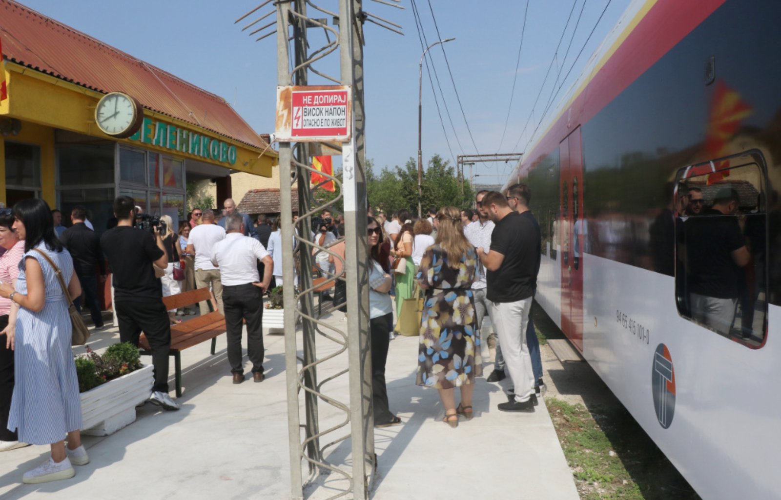 ТРГНА ГРАДСКИОТ ВОЗ ОД СКОПЈЕ ДО ЗЕЛЕНИКОВО, ВЛАДАТА ГИ ПОВИКА ГРАЃАНИТЕ ДА ГО КОРИСТАТ ШТО ПОВЕЌЕ