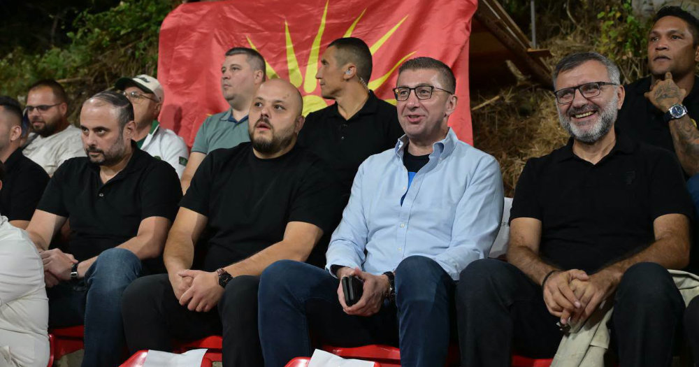 МИЦКОСКИ Е ПРИМЕР ЗА ЧЕСНА ЗАРАБОТКА И НАЈДОБАР ПРОФЕСОР СПОРЕД СТУДЕНТИТЕ, СООПШТИ ВМРО-ДПМНЕ