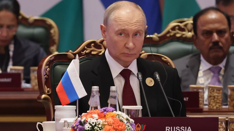САД ГО ПОКАНИЈА ПУТИН НА САМИТОТ НА Г20 ВО МАЈАМИ САД ГО ПОКАНИЈА ПУТИН НА САМИТОТ НА Г20 ВО МАЈАМИ