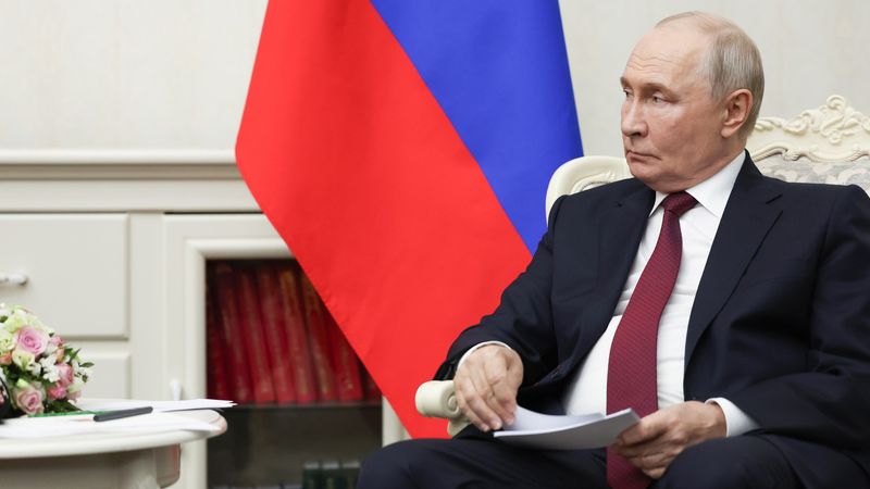 УКРАИНА ОШТЕТИ 100 РУСКИ БРОДОВИ, НО НЕ НИ НАНЕСЕ КРИТИЧНА ШТЕТА, КАЖА ПУТИН УКРАИНА ОШТЕТИ 100 РУСКИ БРОДОВИ, НО НЕ НИ НАНЕСЕ КРИТИЧНА ШТЕТА, КАЖА ПУТИН