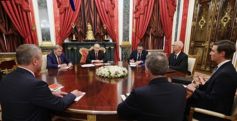 РАЗГОВОРИТЕ НА ПУТИН ЗА УКРАИНА СО ВИТКОФ И КУШНЕР БИЛЕ КОРИСНИ, НО НЕМА ЗНАЦИ ЗА РЕШЕНИЕ РАЗГОВОРИТЕ НА ПУТИН ЗА УКРАИНА СО ВИТКОФ И КУШНЕР БИЛЕ КОРИСНИ, НО НЕМА ЗНАЦИ ЗА РЕШЕНИЕ