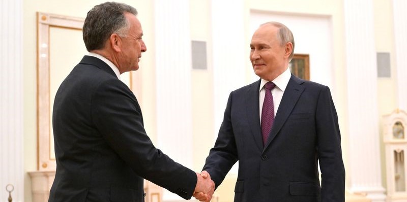 ВИТКОФ И КУШНЕР ДОЈДОА ВО РУСИЈА ЗА МИРОВНИ ПРЕГОВОРИ, ПУТИН НАРЕДИ ПРЕКИН НА НАПАДИТЕ ВРЗ КИЕВ ВИТКОФ И КУШНЕР ДОЈДОА ВО РУСИЈА ЗА МИРОВНИ ПРЕГОВОРИ, ПУТИН НАРЕДИ ПРЕКИН НА НАПАДИТЕ ВРЗ КИЕВ