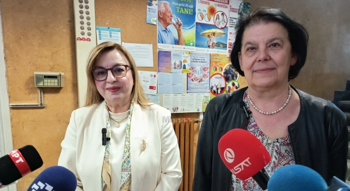 АГЕНЦИЈАТА ЗА ЛЕКОВИ ЌЕ ГИ ПРОВЕРИ СИТЕ СЕРИИ НА БСЖ ВАКЦИНАТА, ОДЛОЖУВАЊЕТО Е ПРИВРЕМЕНО, ВЕЛИ КОМИСИЈАТА ЗА ИМУНИЗАЦИЈА АГЕНЦИЈАТА ЗА ЛЕКОВИ ЌЕ ГИ ПРОВЕРИ СИТЕ СЕРИИ НА БСЖ ВАКЦИНАТА, ОДЛОЖУВАЊЕТО Е ПРИВРЕМЕНО, ВЕЛИ КОМИСИЈАТА ЗА ИМУНИЗАЦИЈА