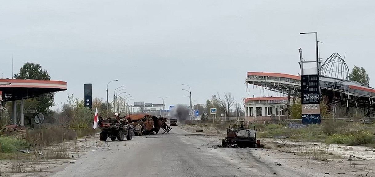РУСИЈА И УКРАИНА СОРАБОТУВАА ЗА ПРВПАТ ОД ПОЧЕТОКОТ НА ВОЈНАТА ЗА ДА ИМ ПОМОГНАТ НА ЖИТЕЛИТЕ НА ОКУПИРАНИОТ ГРАД ОЛЕШКИ